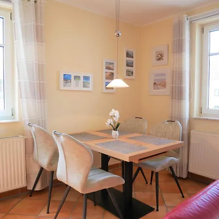 Bernsteinhaus 3 Mit 2 Balkonen & Kamin