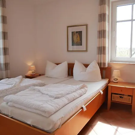 Bernsteinhaus 3 Mit 2 Balkonen & Kamin